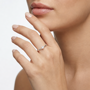 Woman D-Special Diamonds 18K Ring