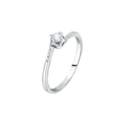 Woman Promessa Damore Diamonds 18K Ring