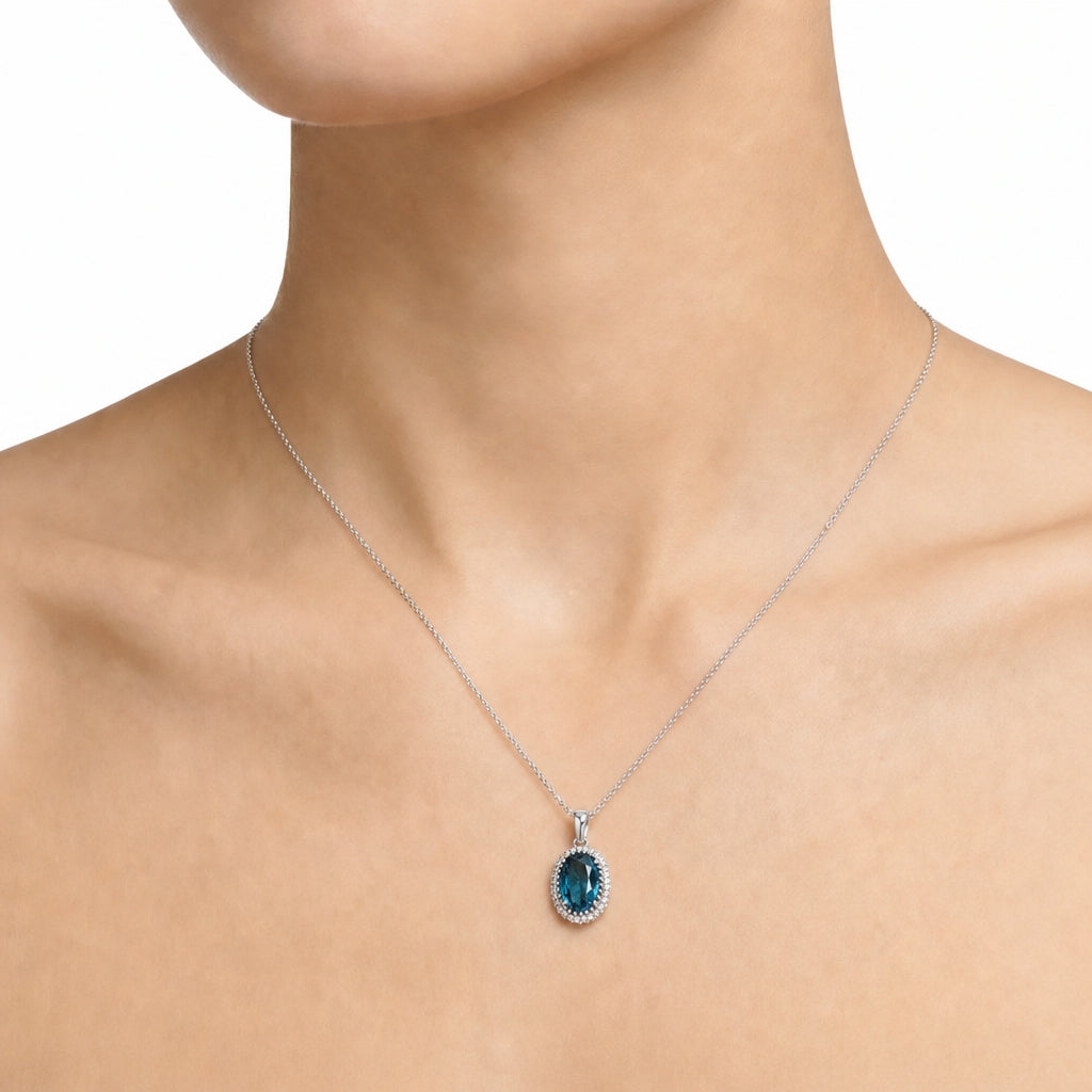 Woman Magia Stones 18K Necklace