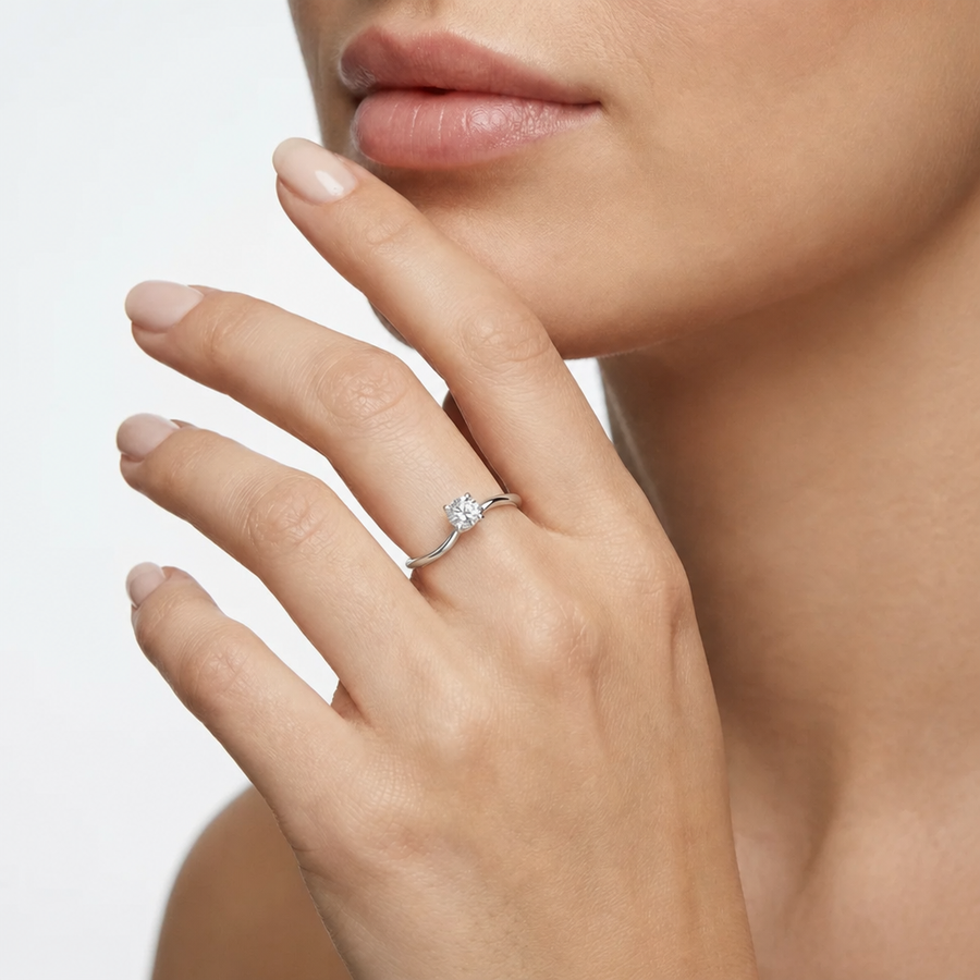 Woman Atelier Diamonds Lab-Grown 18K Ring