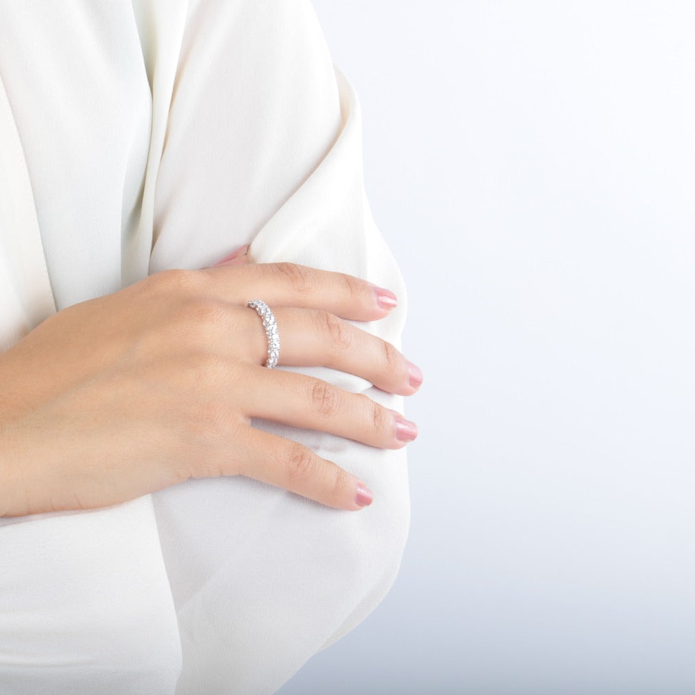Woman B-Classic Engagement 18K Ring