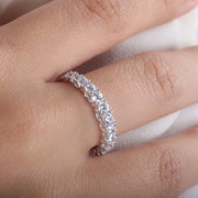 Woman B-Classic Engagement 18K Ring