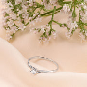 Woman Promessa Damore Engagement 18K Ring