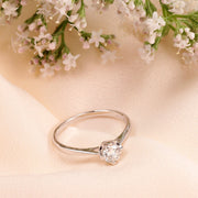 Woman Promessa Damore Diamonds 18K Ring