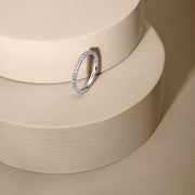 Woman Infinity Diamonds 18K Ring