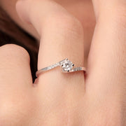 Woman Promessa Damore Diamonds 18K Ring