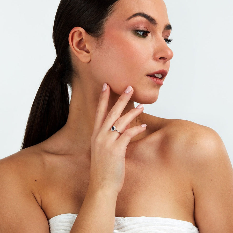Woman Saggezza Stones 18K Ring