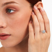 Woman Oxyde Engagement 18K Ring