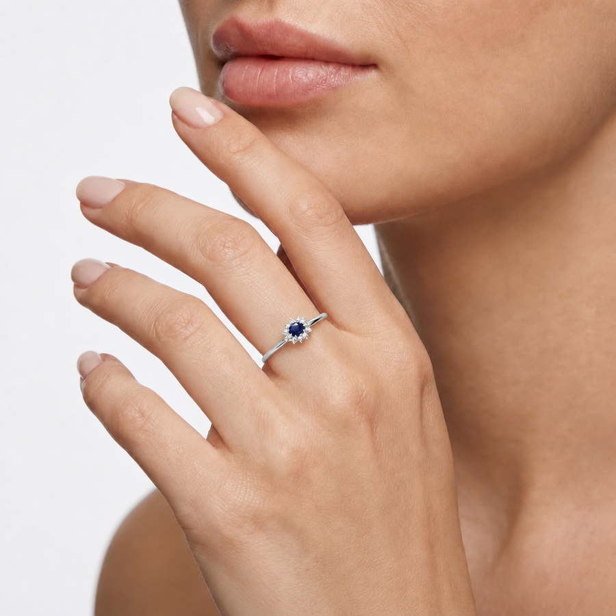 Woman Kate Stones 18K Ring