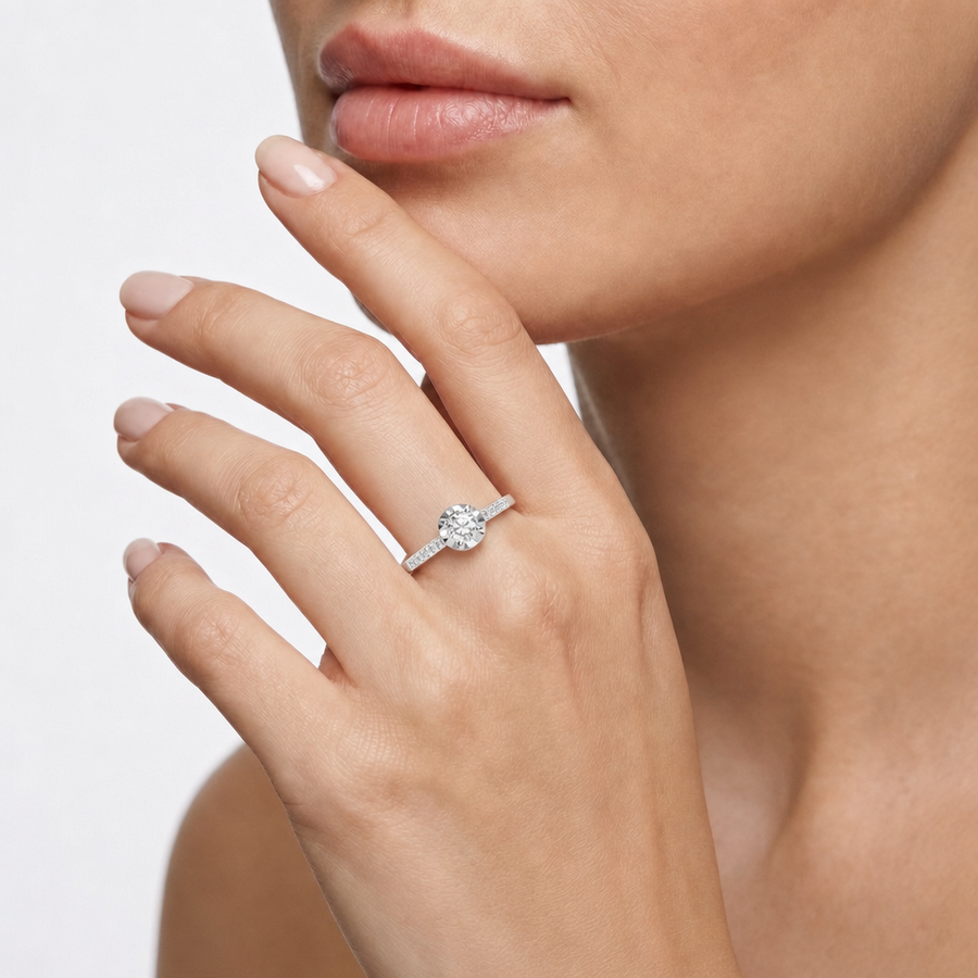 Woman Lux Etoile Diamonds 18K Ring