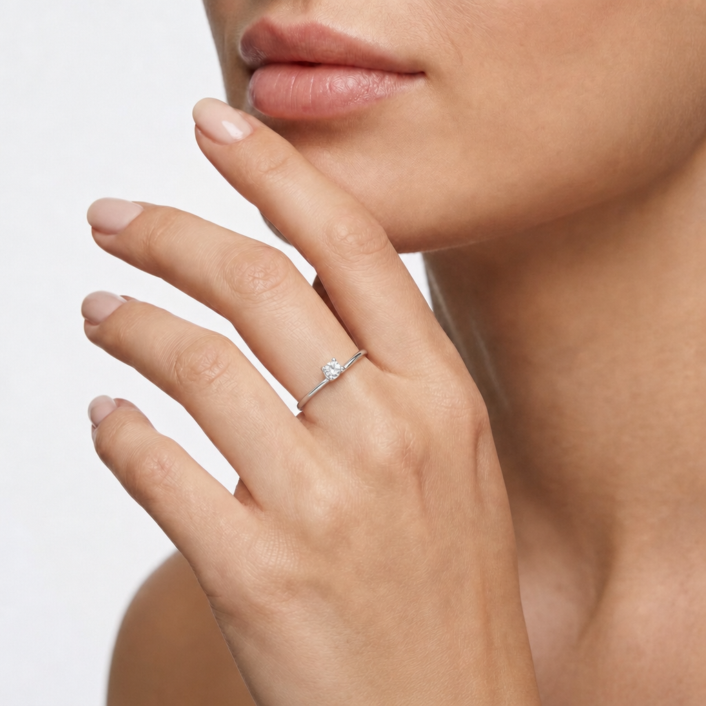 9K White Gold Ring – Diamond – view 4