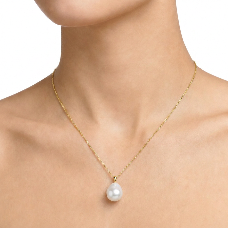 Woman B-Classic Gold Pearls 18K Necklace