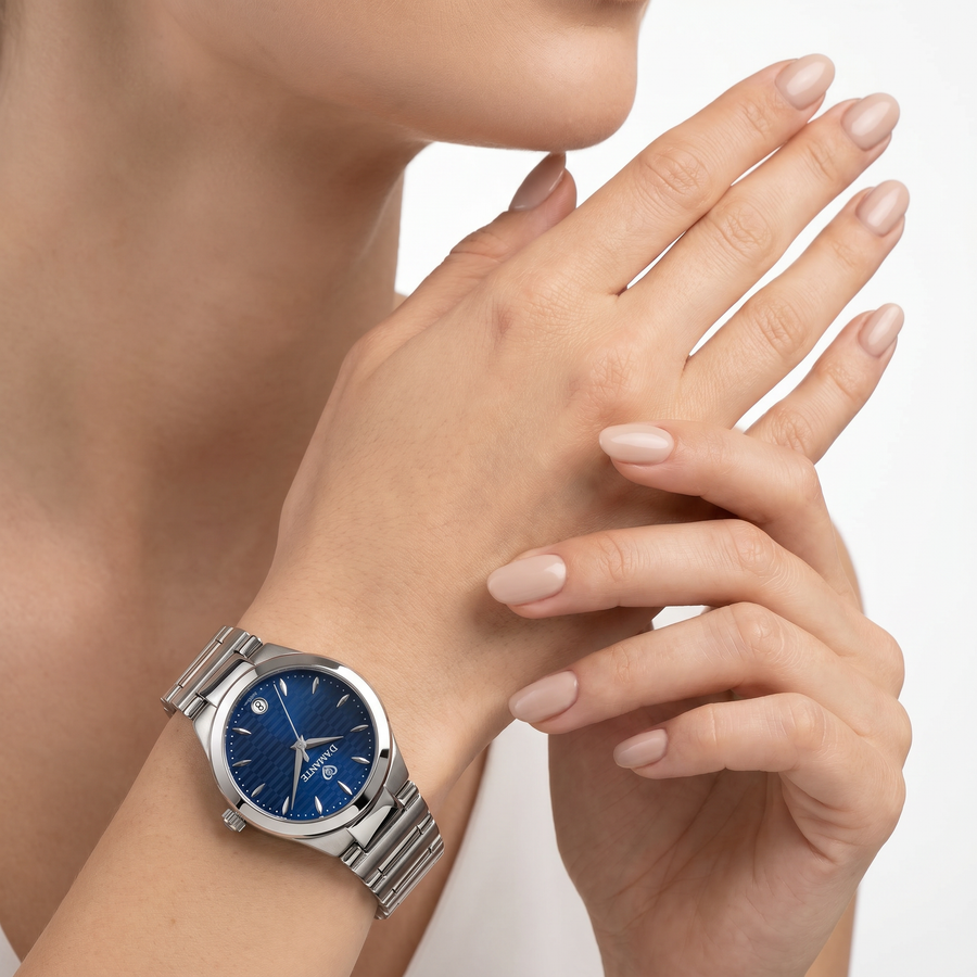 D'Amante Design Women's Watch – Blue Dial – view 2