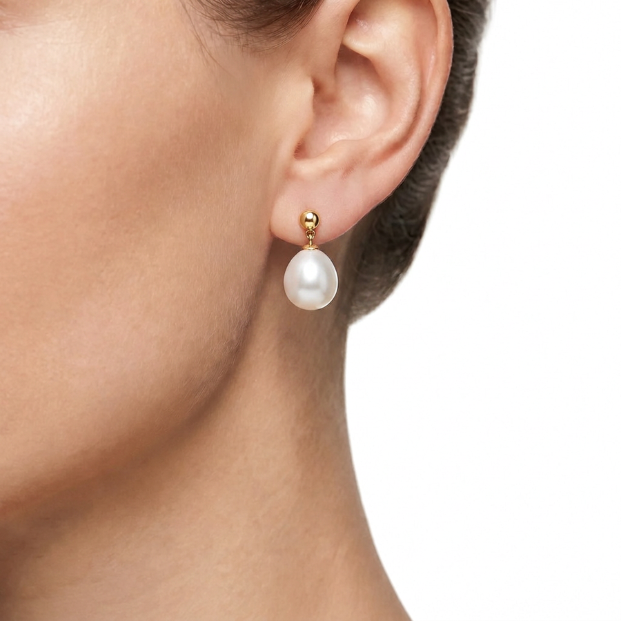 Woman B-Classic Gold Pearls 18K Earrings